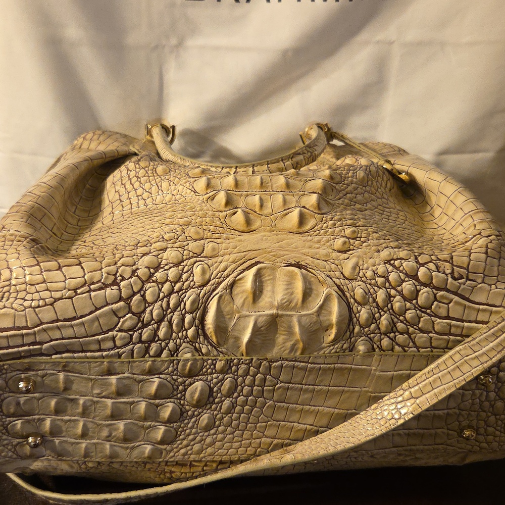 Brahmin Cream Crocodile Embossed Shoulder Bag - Picture 3 of 4